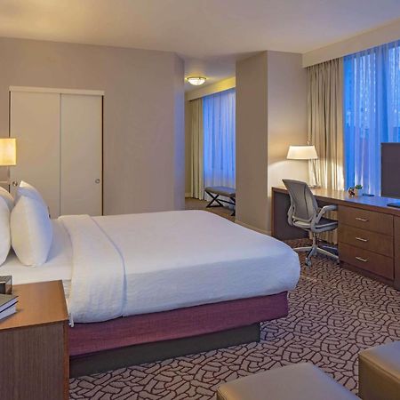 Hilton Garden Inn Downtown Даллас Екстер'єр фото