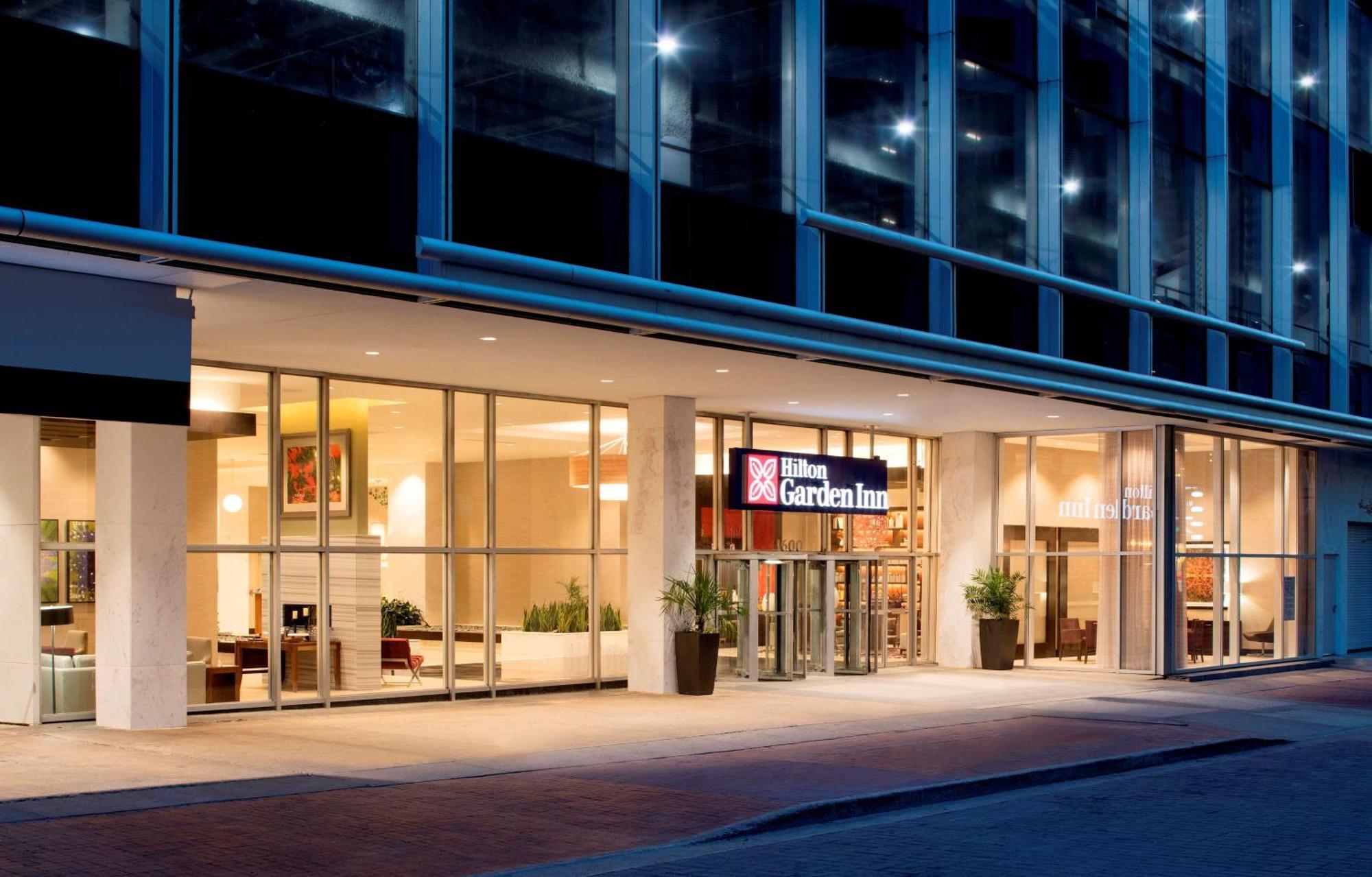 Hilton Garden Inn Downtown Даллас Екстер'єр фото