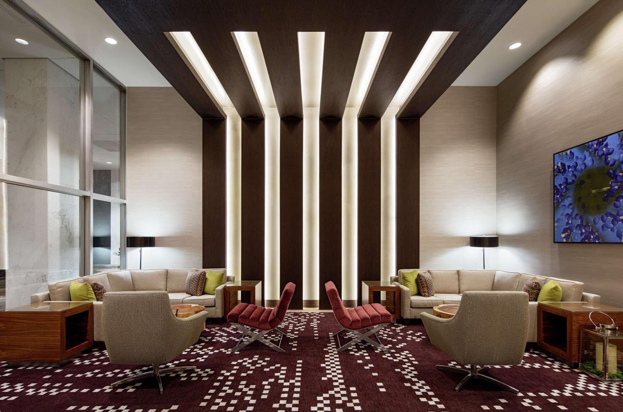 Hilton Garden Inn Downtown Даллас Екстер'єр фото